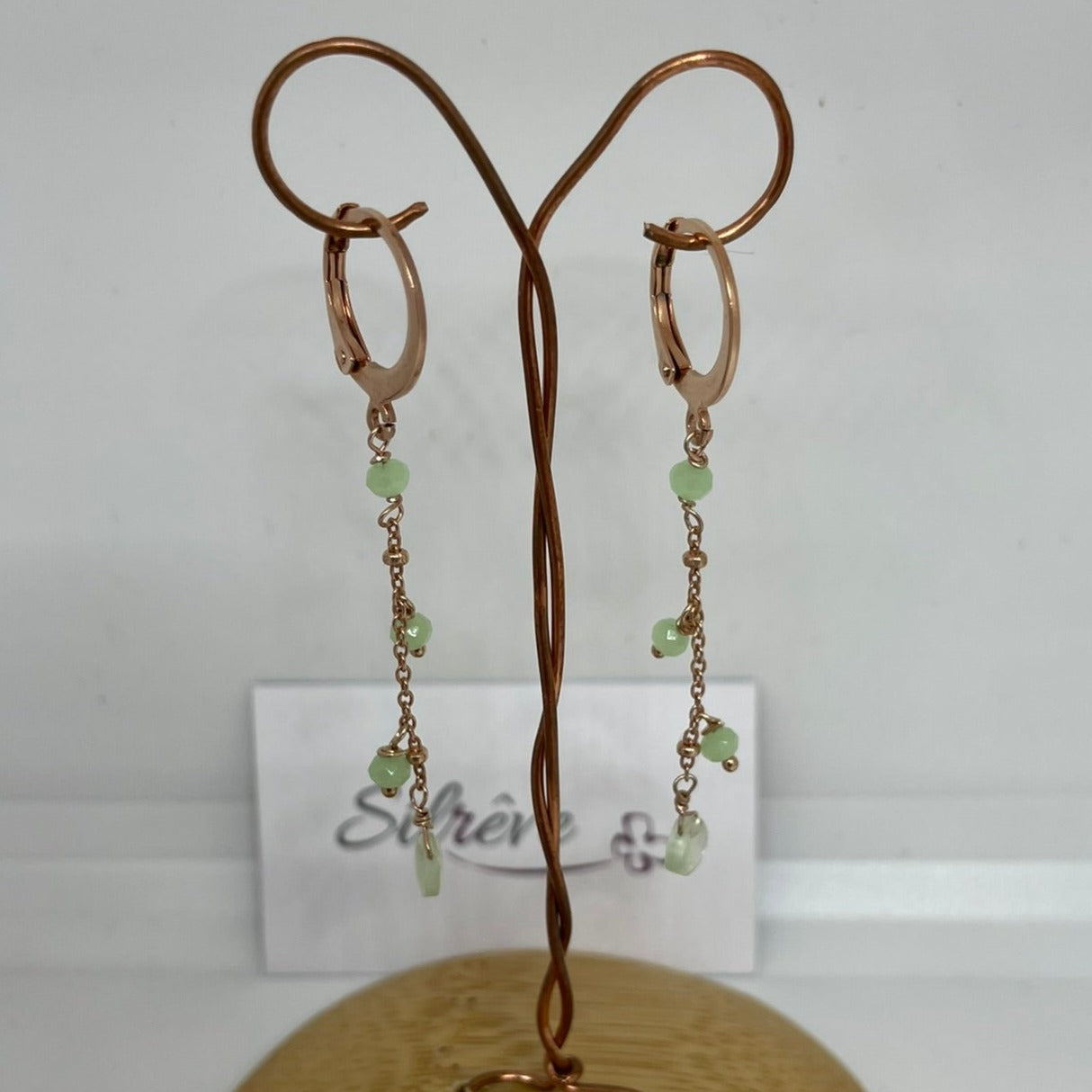 Goldsmith's knot bracelet in Ag. 925, embellished with small colored crystals.