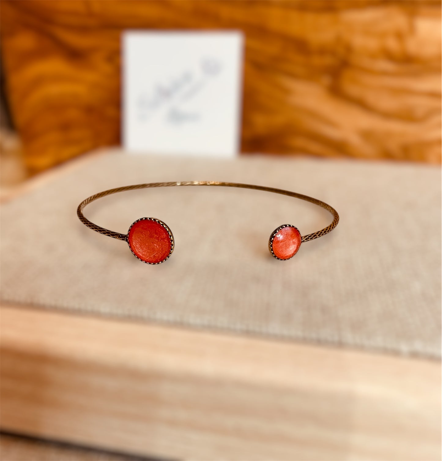 Braccialetto rigido bronzo diamantato con vassoi smaltati e vetrificati