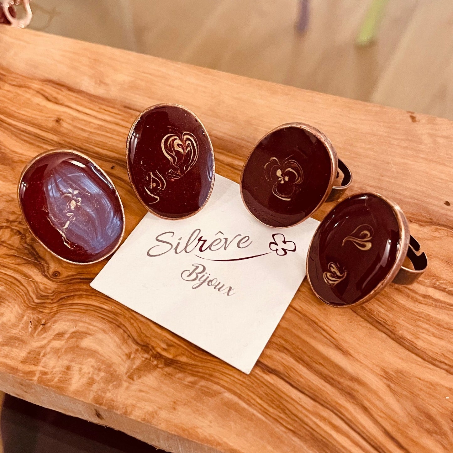 Oval copper ring, adjustable, hand painted and vitrified