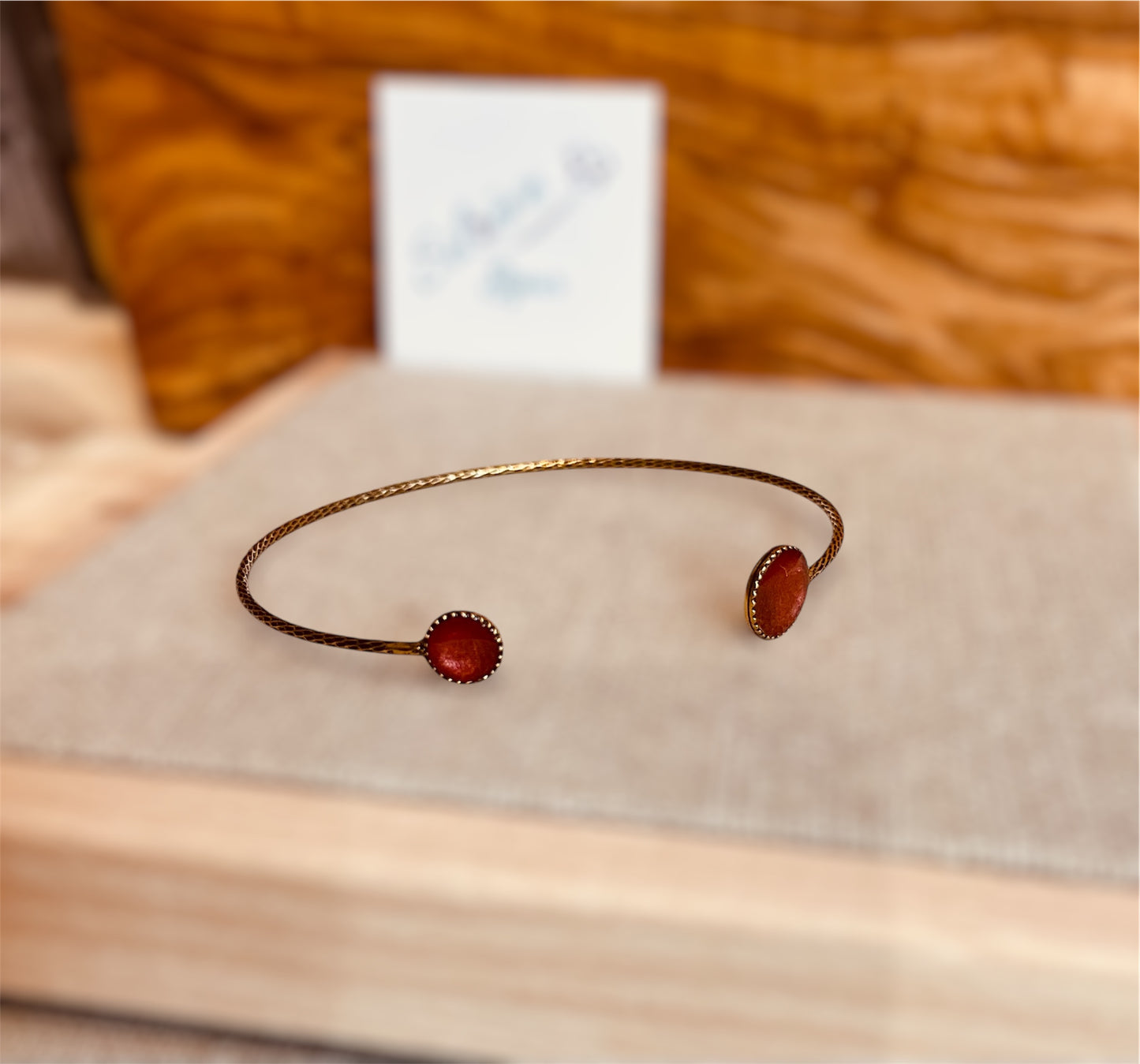 Braccialetto rigido bronzo diamantato con vassoi smaltati e vetrificati