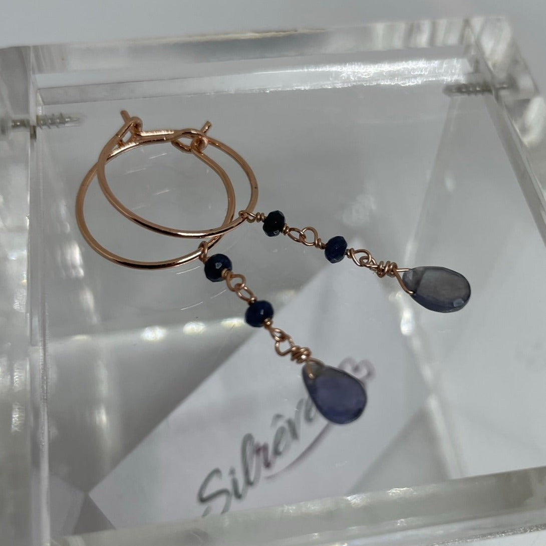 Goldsmith's knot bracelet in Ag. 925, embellished with small colored crystals.