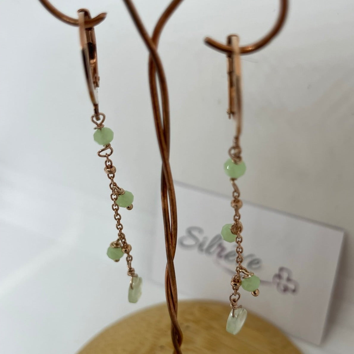 Goldsmith's knot bracelet in Ag. 925, embellished with small colored crystals.