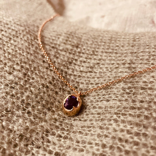 Girocollo in Ag 925 rosato con castone Ametista in bronzo