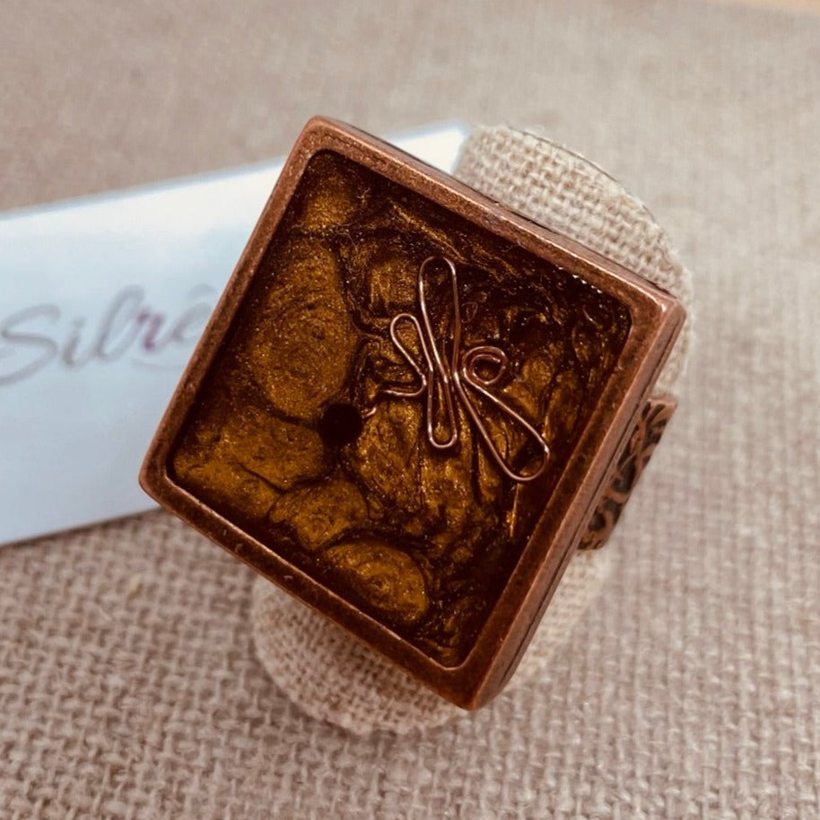 Red copper square ring 'Oil on canvas'