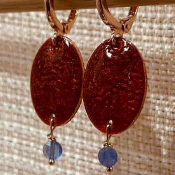 Orecchini pendenti in Ag.925 e rame con pietre preziose.