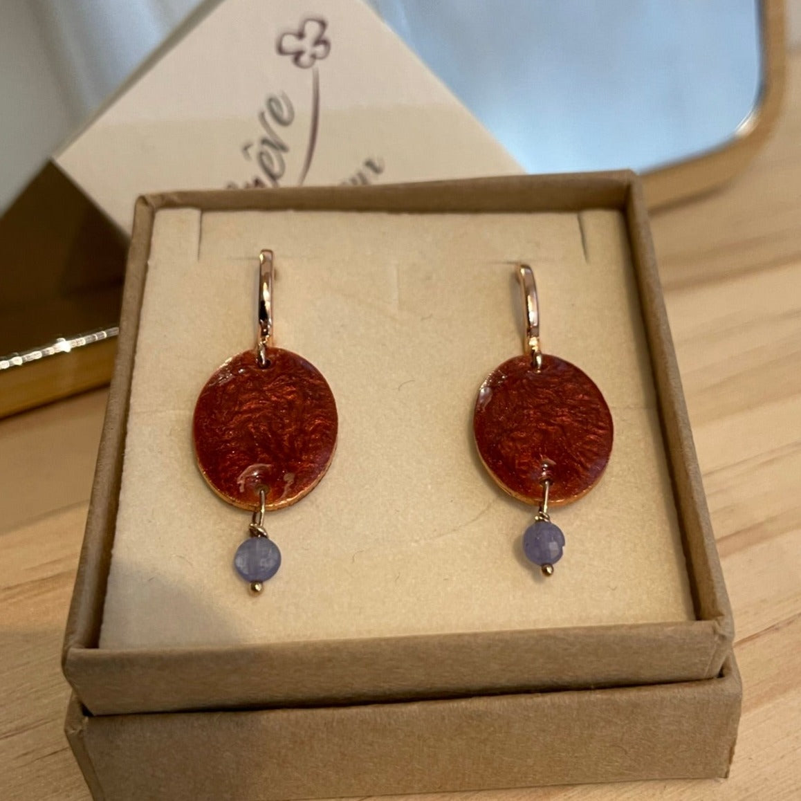 Orecchini pendenti in Ag.925 e rame con pietre preziose.