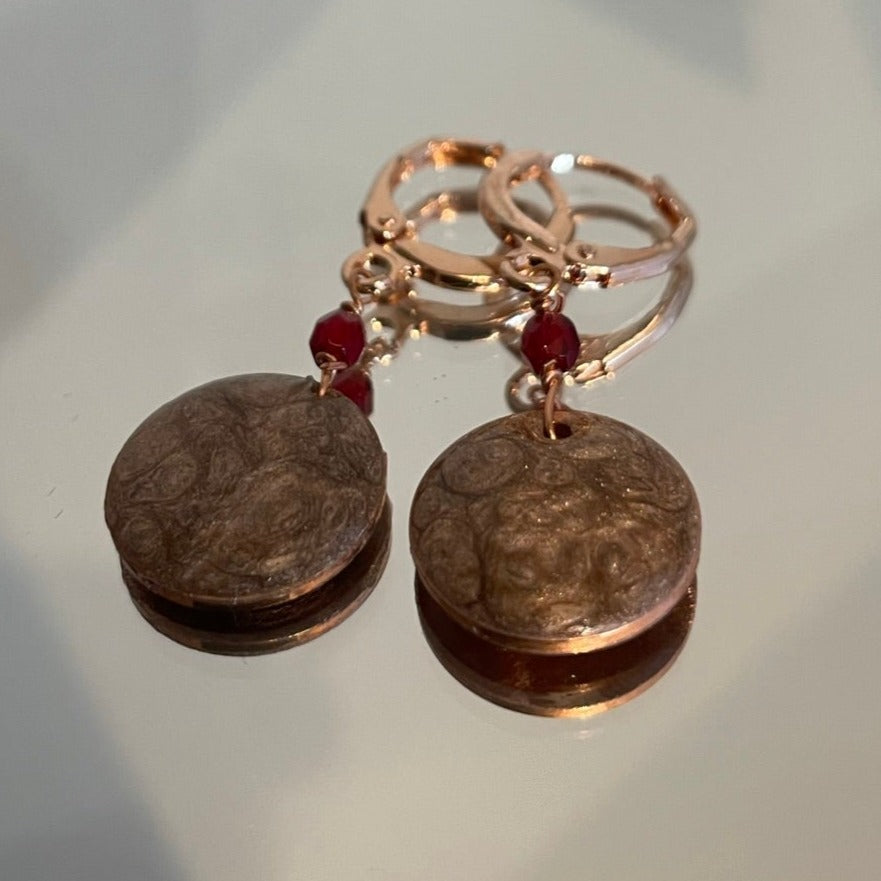 Orecchini pendenti in Ag.925 e rame con pietre preziose.