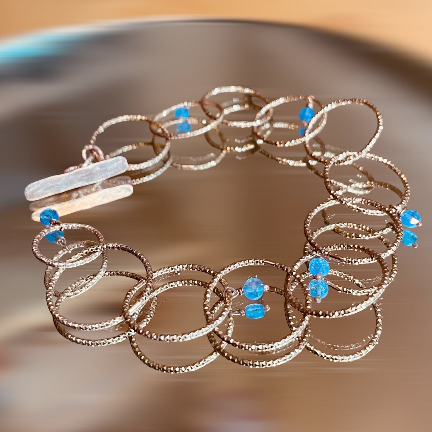 Bracciale ‘Cleo’, in bronzo diamantato