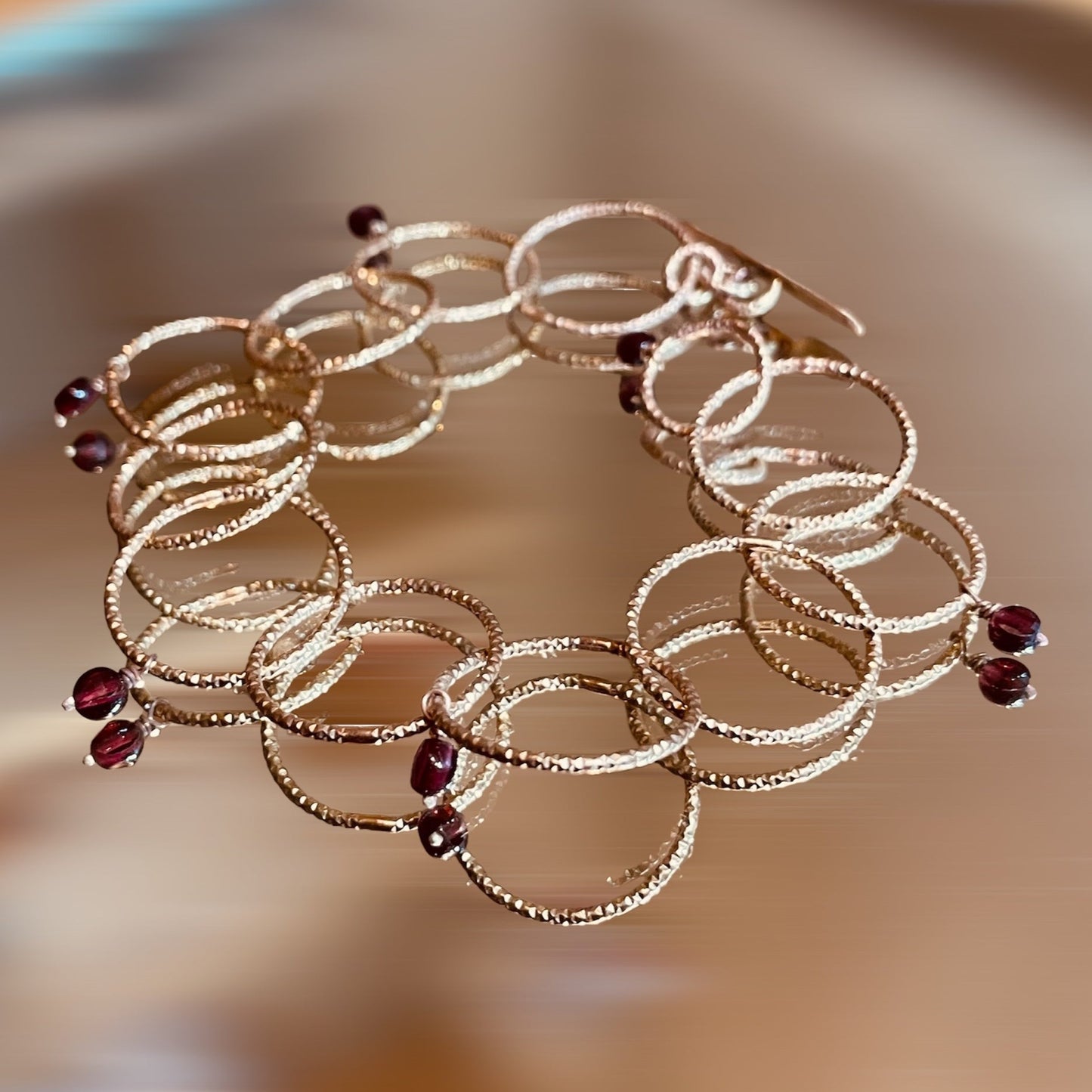 Bracciale ‘Cleo’, in bronzo diamantato