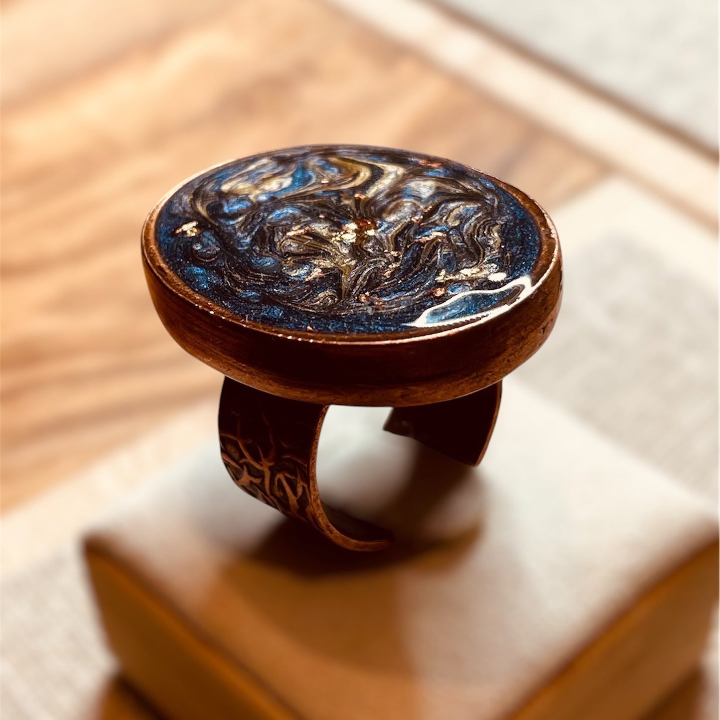 Oval copper ring, adjustable, hand painted and vitrified