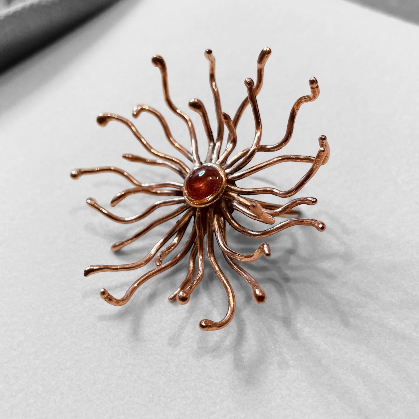 'Sunrise' anello in bronzo rosso