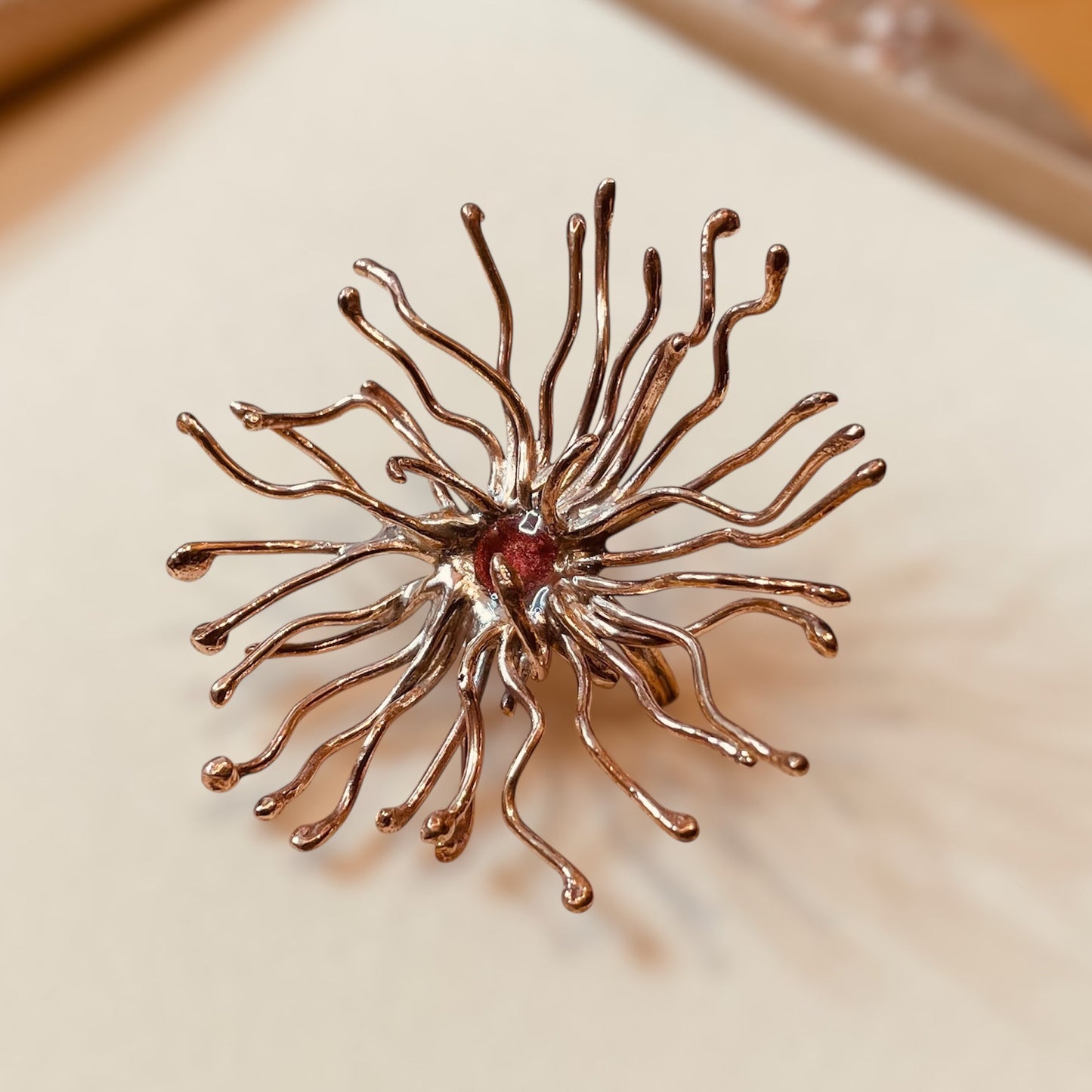 'Sunrise' anello in bronzo rosso