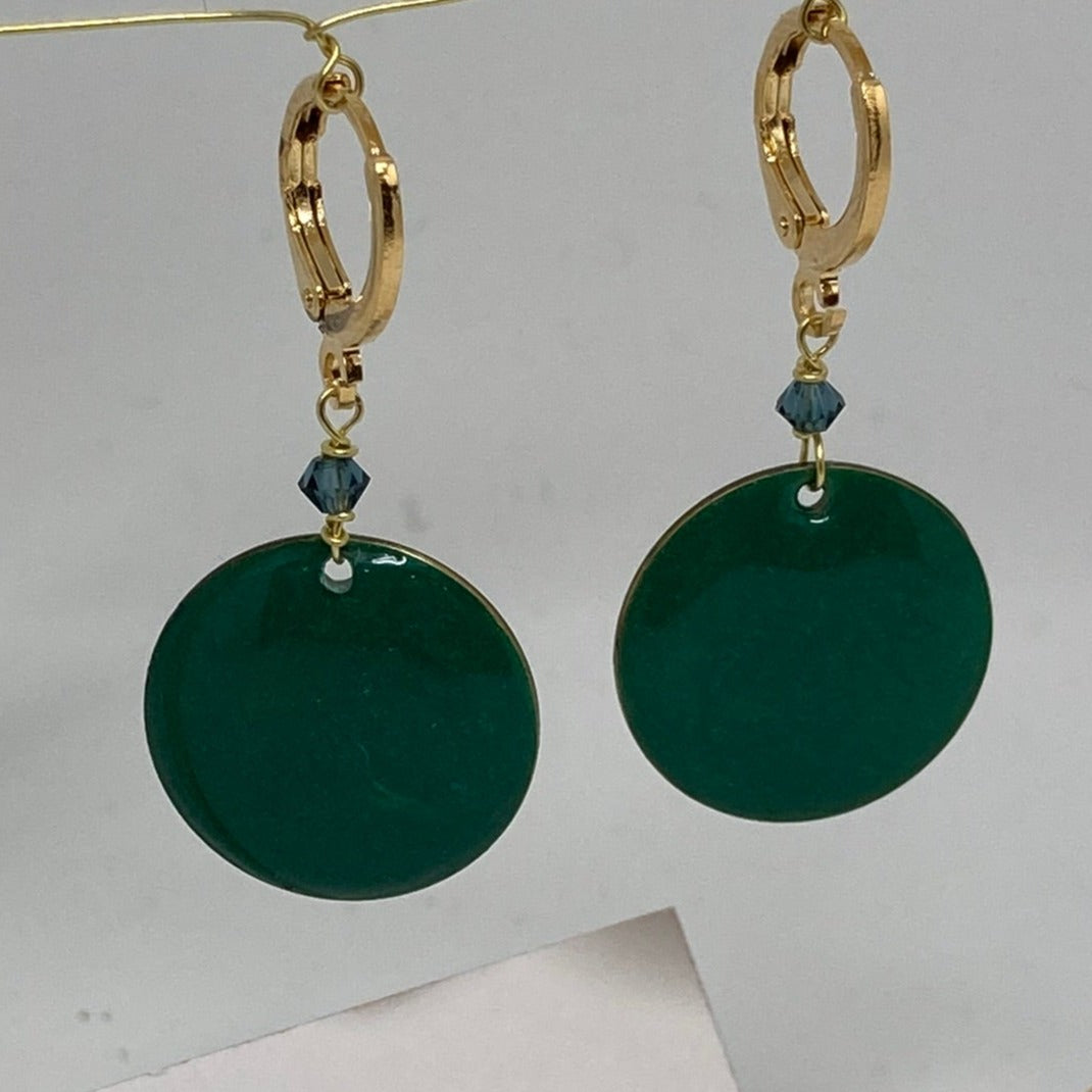 Brass pendant earrings, with small crystals