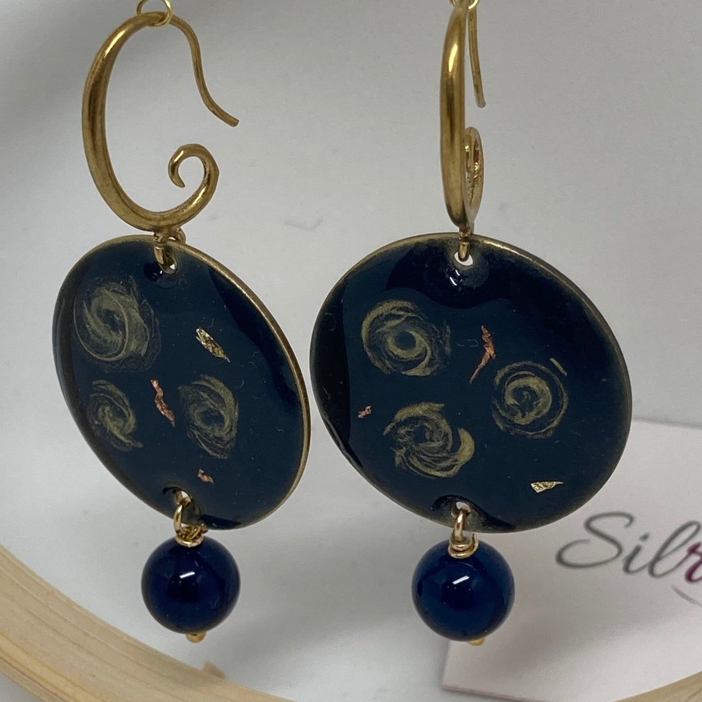 Blue and gold pendant earrings in natural brass 'Galassia' line