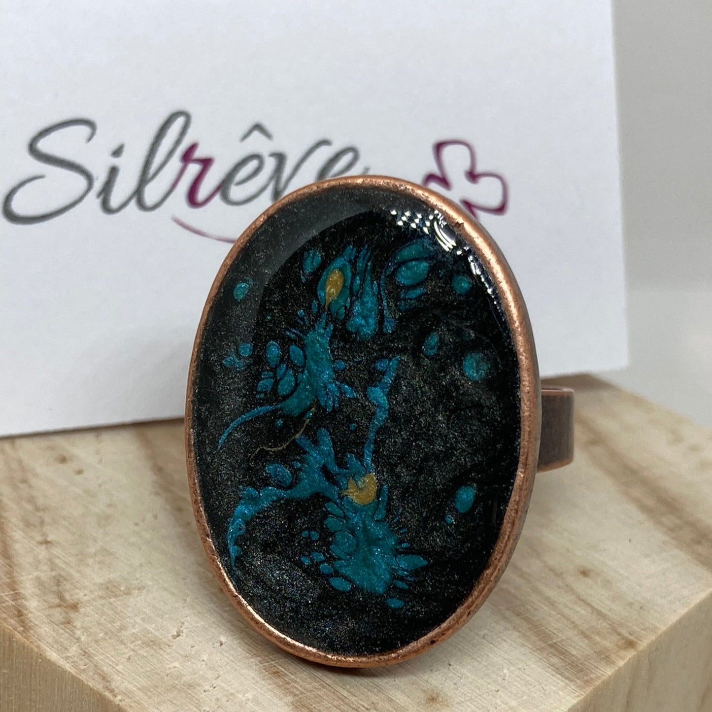 Oval copper ring, adjustable, hand painted and vitrified