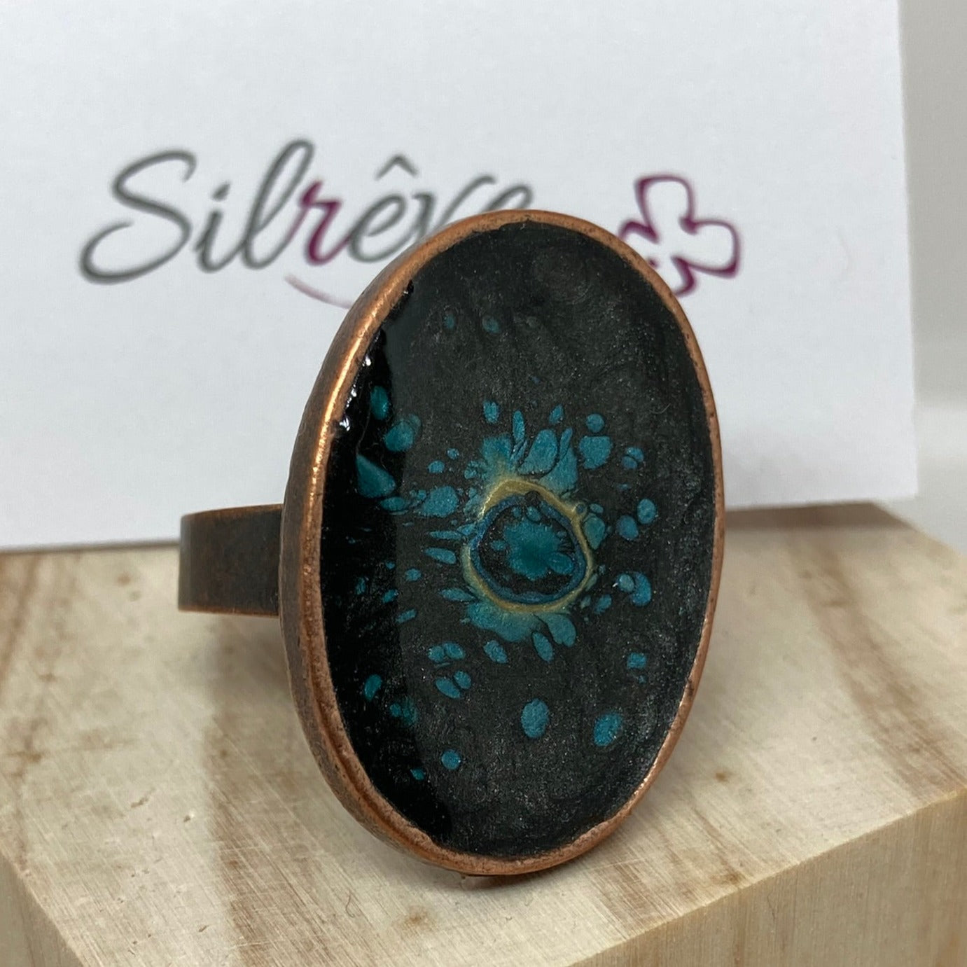 Oval copper ring, adjustable, hand painted and vitrified