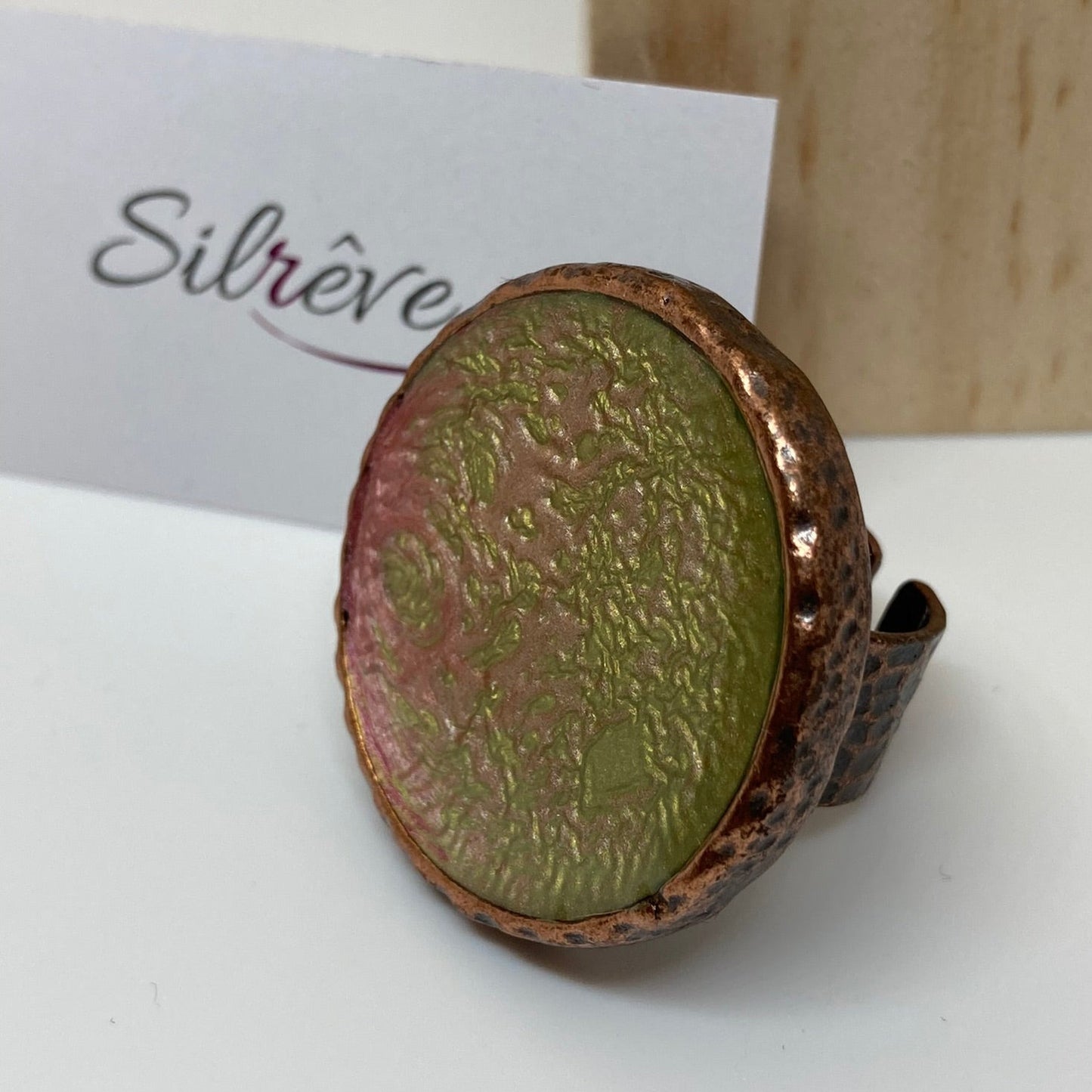 Adjustable round ring, in red copper