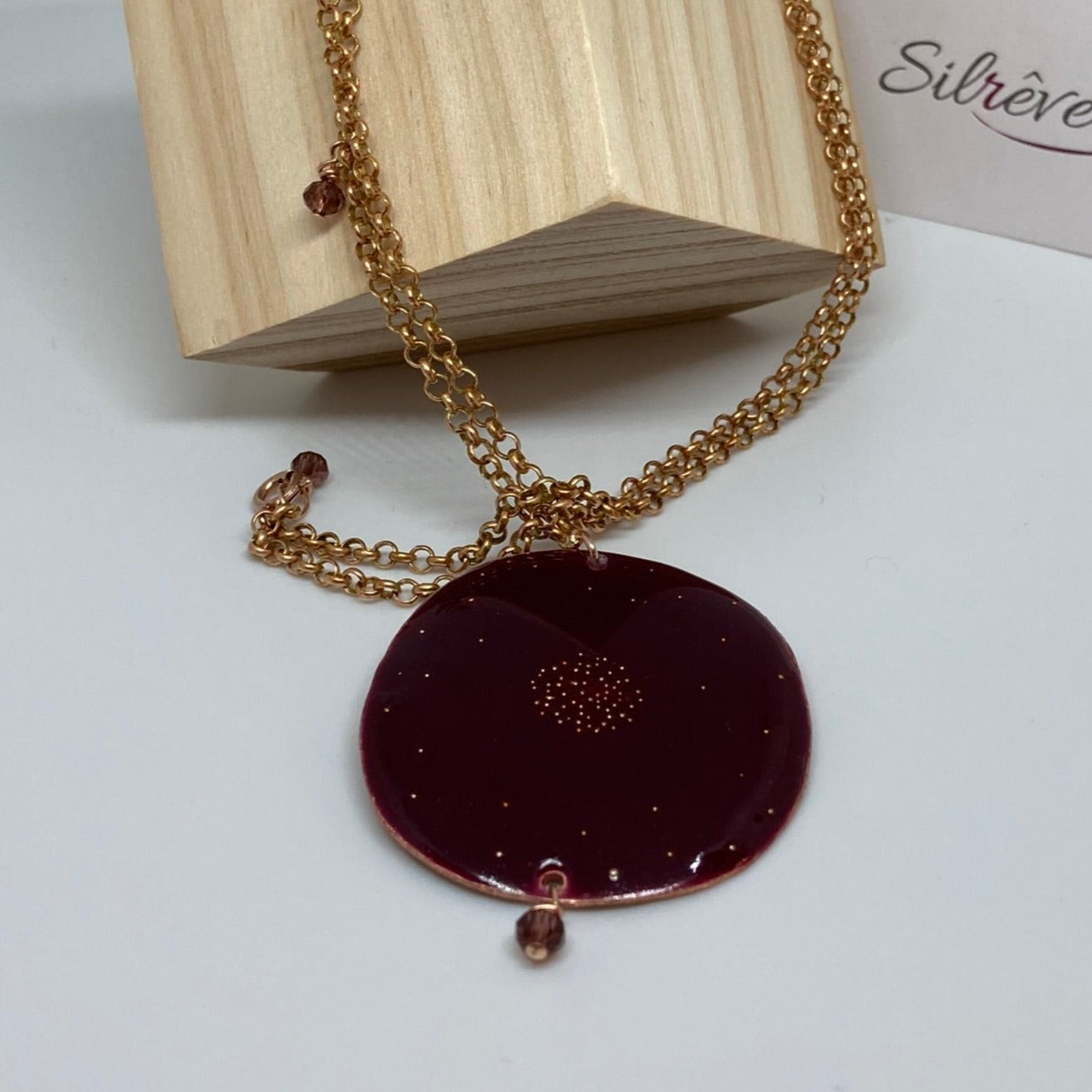 Copper necklace with 'Galaxy' round pendant