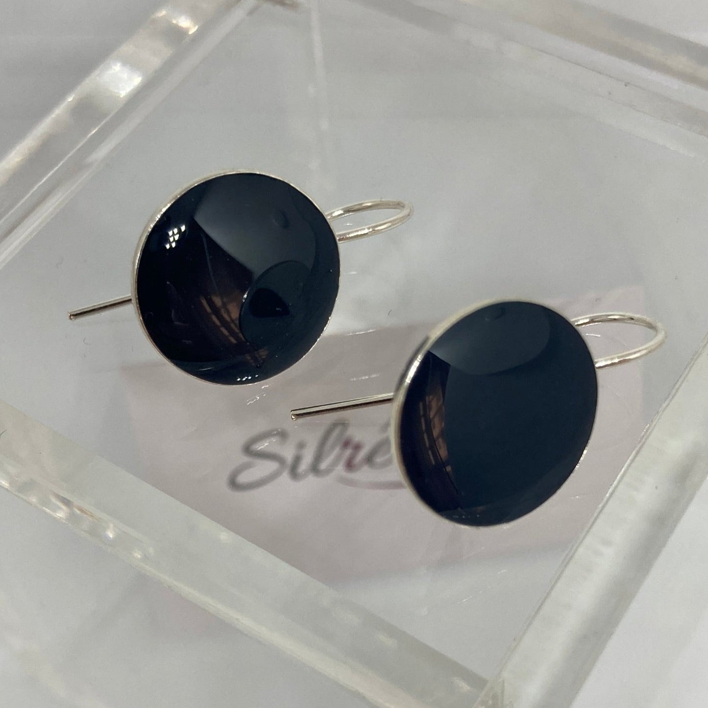 Earrings in Ag. 925 round, enamelled and vitrified by hand