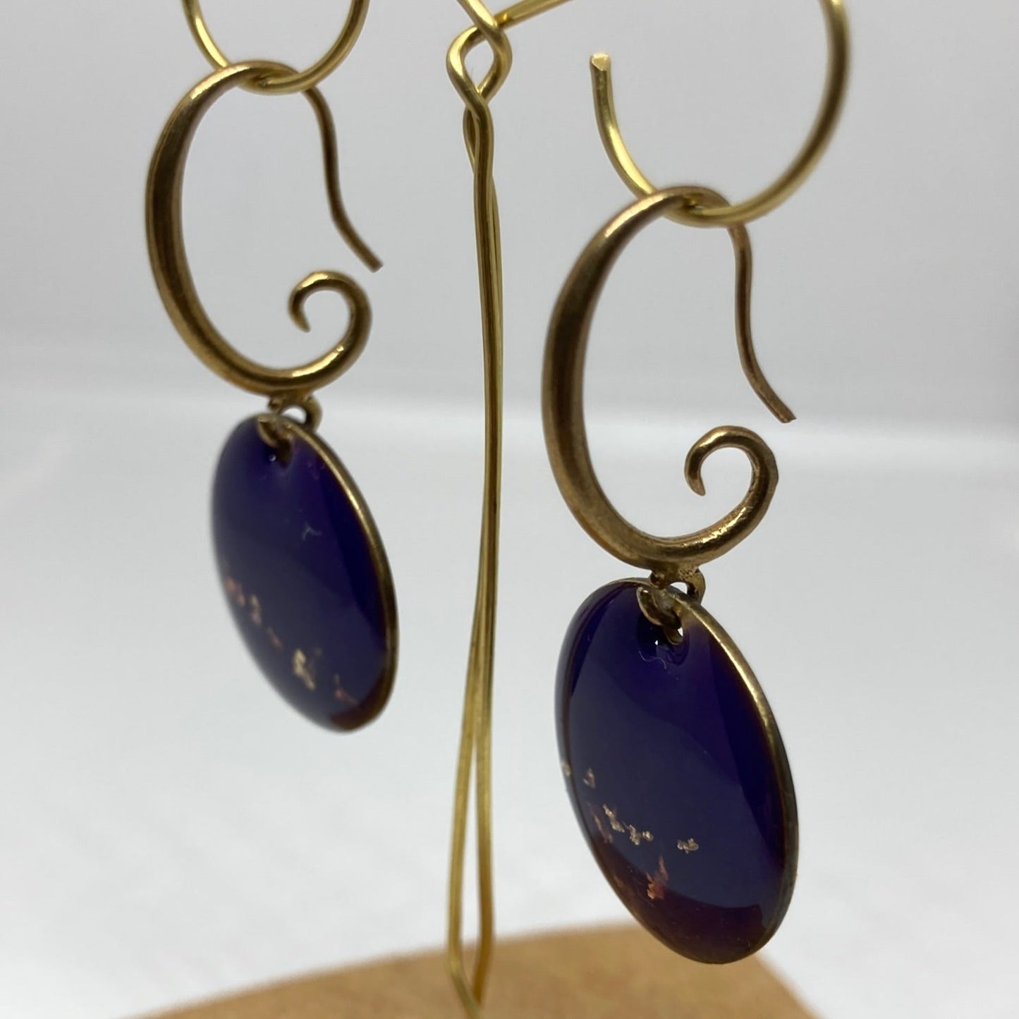 Pendant earrings in brass 'Fantasy'