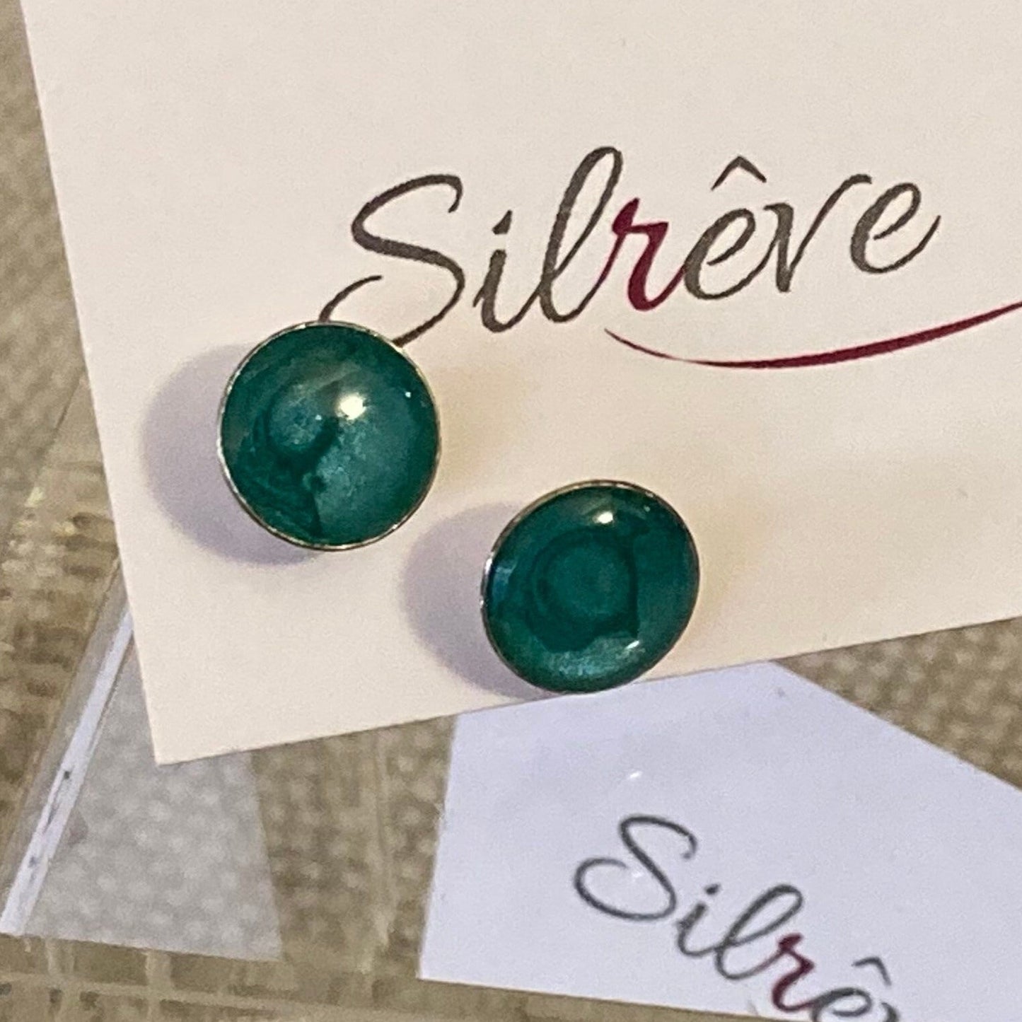 Round stud earrings, in Ag. 925, enamelled and vitrified by hand