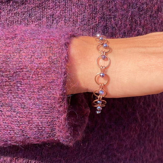 Chain bracelet in hammered copper, antiqued and embellished with small crystals. 1.0cm mesh