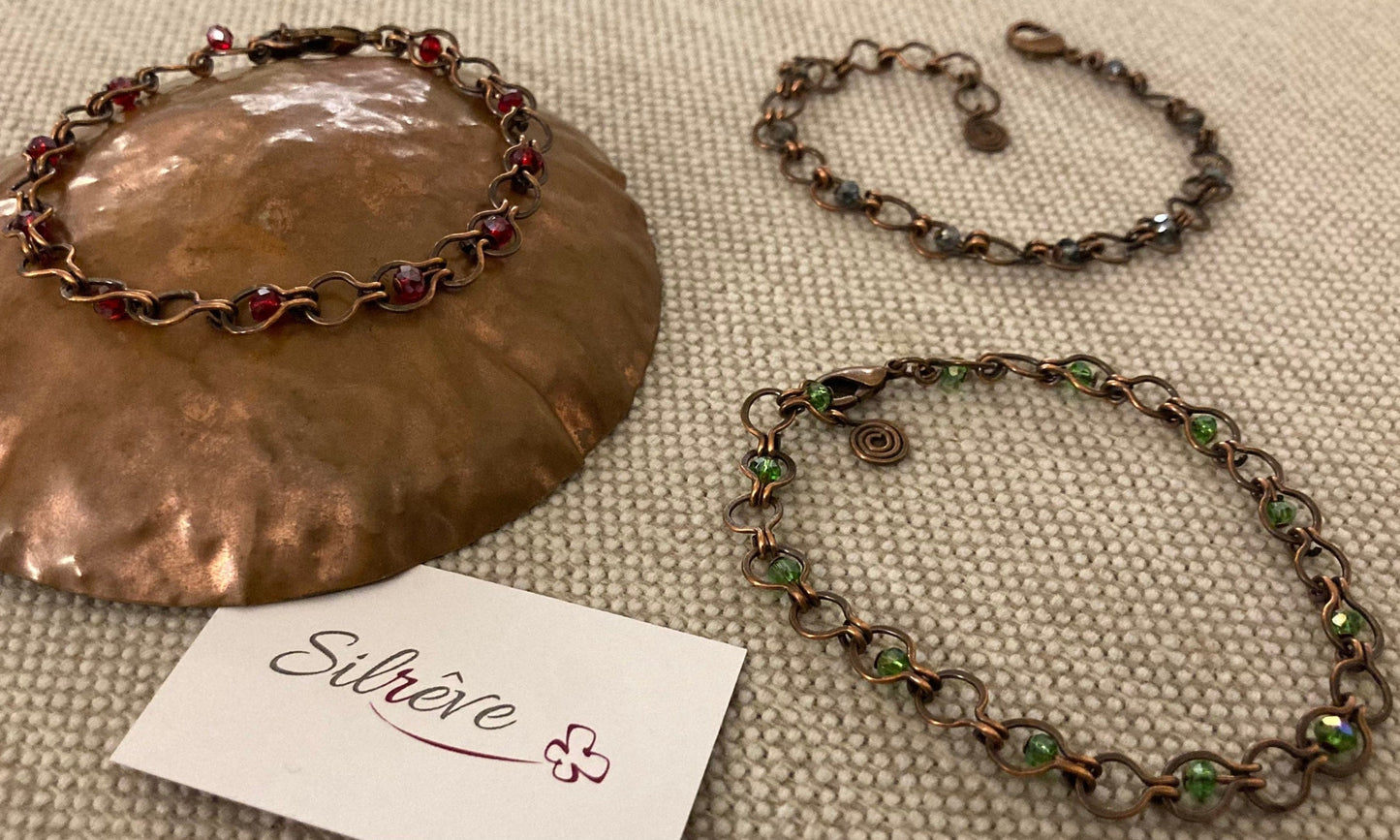 Hammered copper chain bracelet, antiqued and embellished with small crystals; mesh 0.5cm