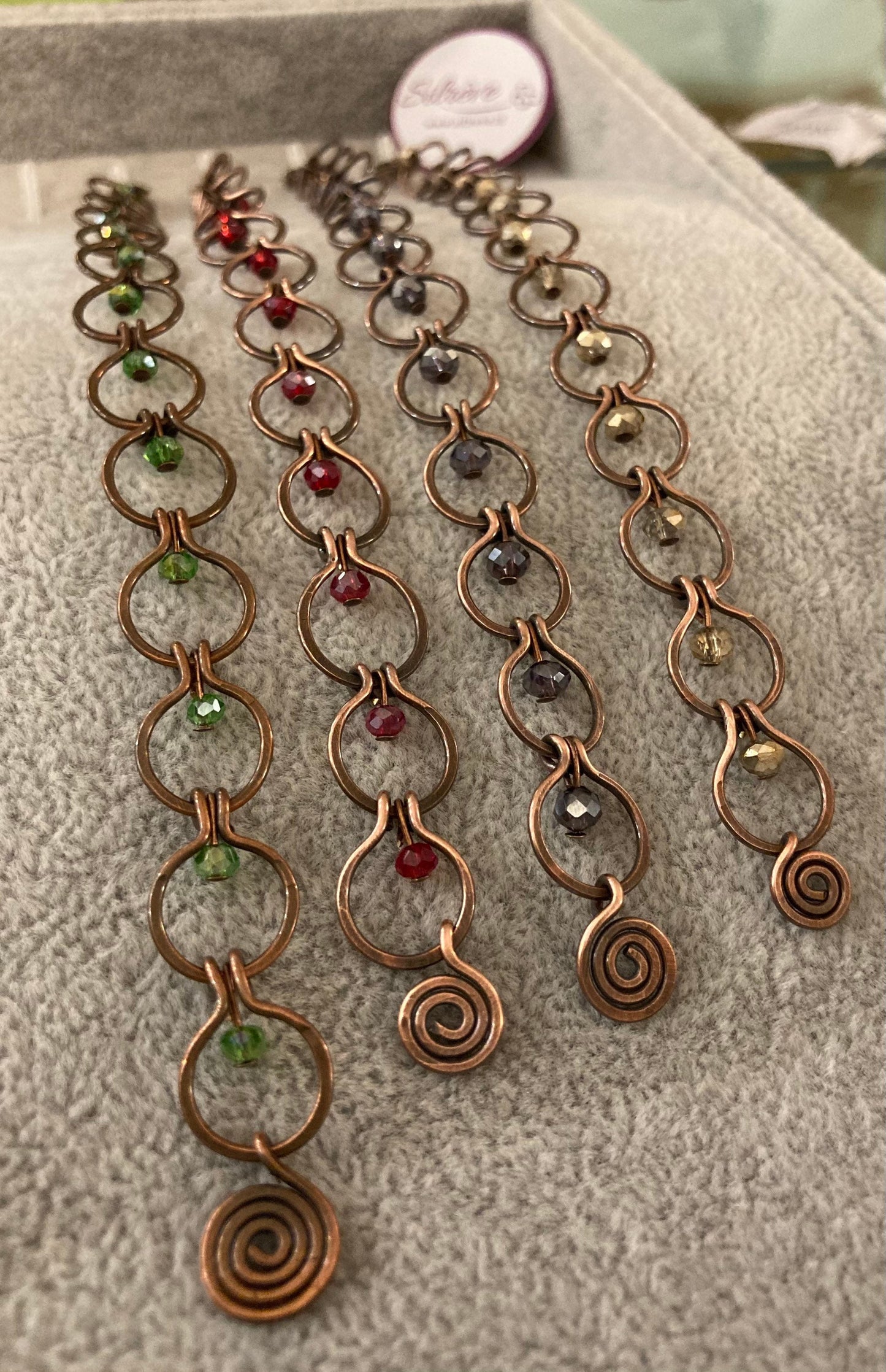 Chain bracelet in hammered copper, antiqued and embellished with small crystals. 1.0cm mesh