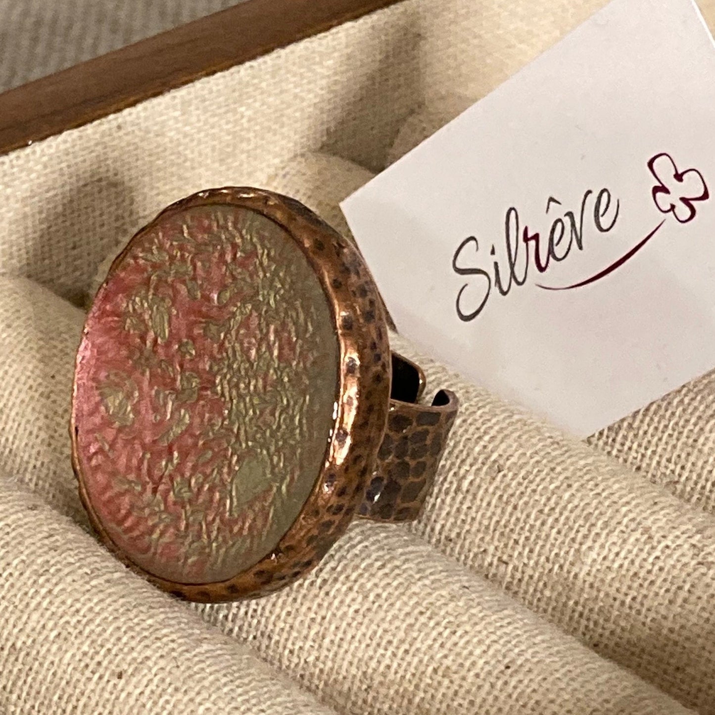 Adjustable round ring, in red copper