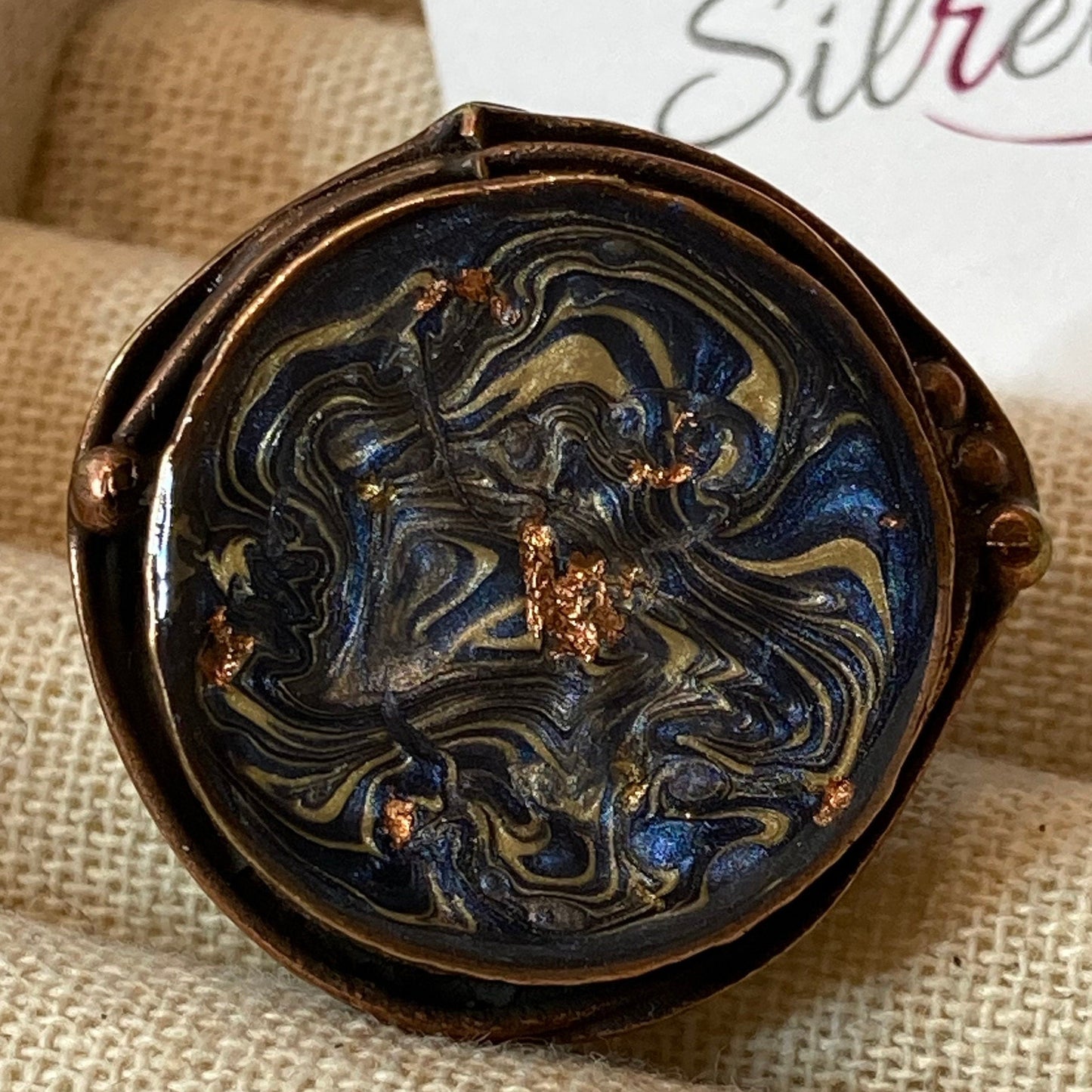 Round ring in red copper, adjustable, hand painted and vitrified