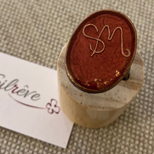 Oval copper ring to customize; hand painted and glazed. Oval structure in copper, adjustable.