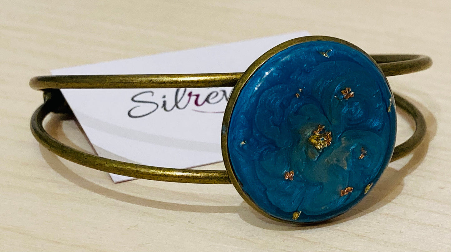 Bronze bracelet with hand-enamelled and vitrified round tray